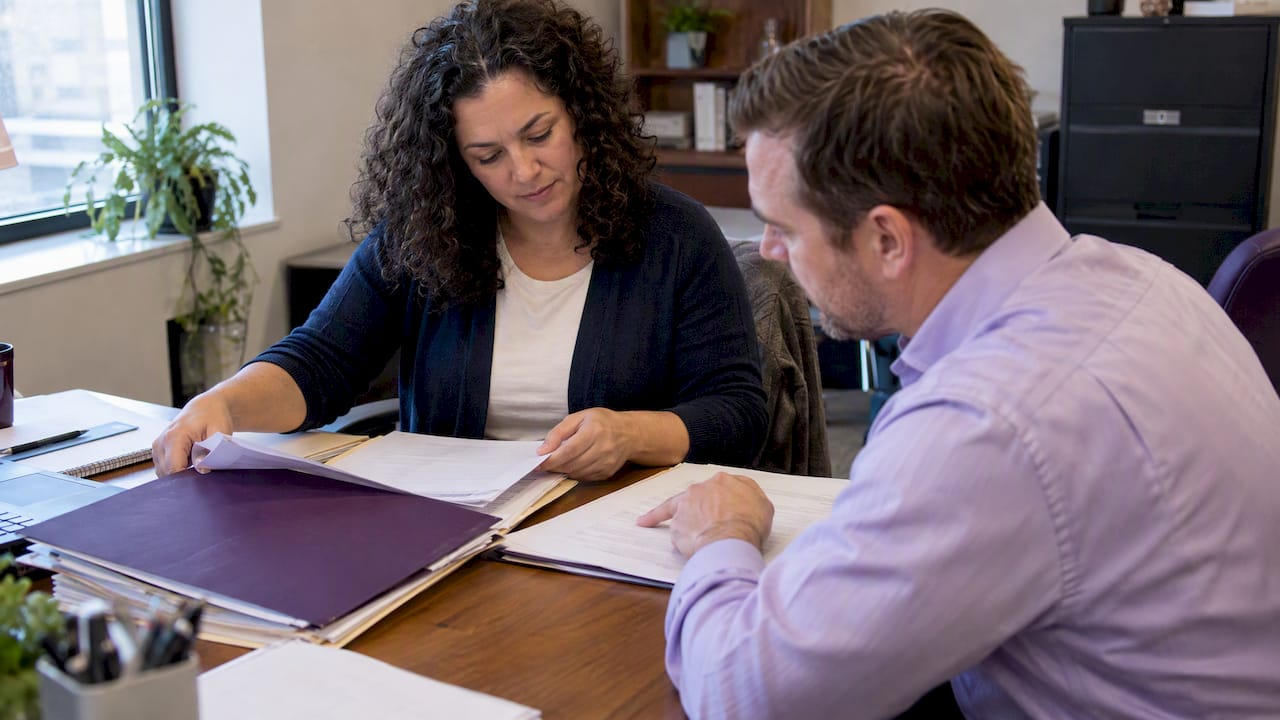 Advisor reviewing GSA Schedule application records